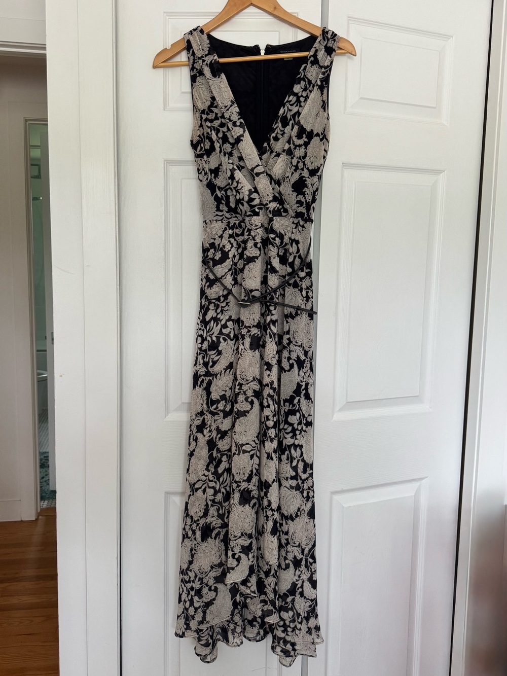 Tommy Hilfiger Navy Floral Midi Dress | Size 4 | Belted | EUC